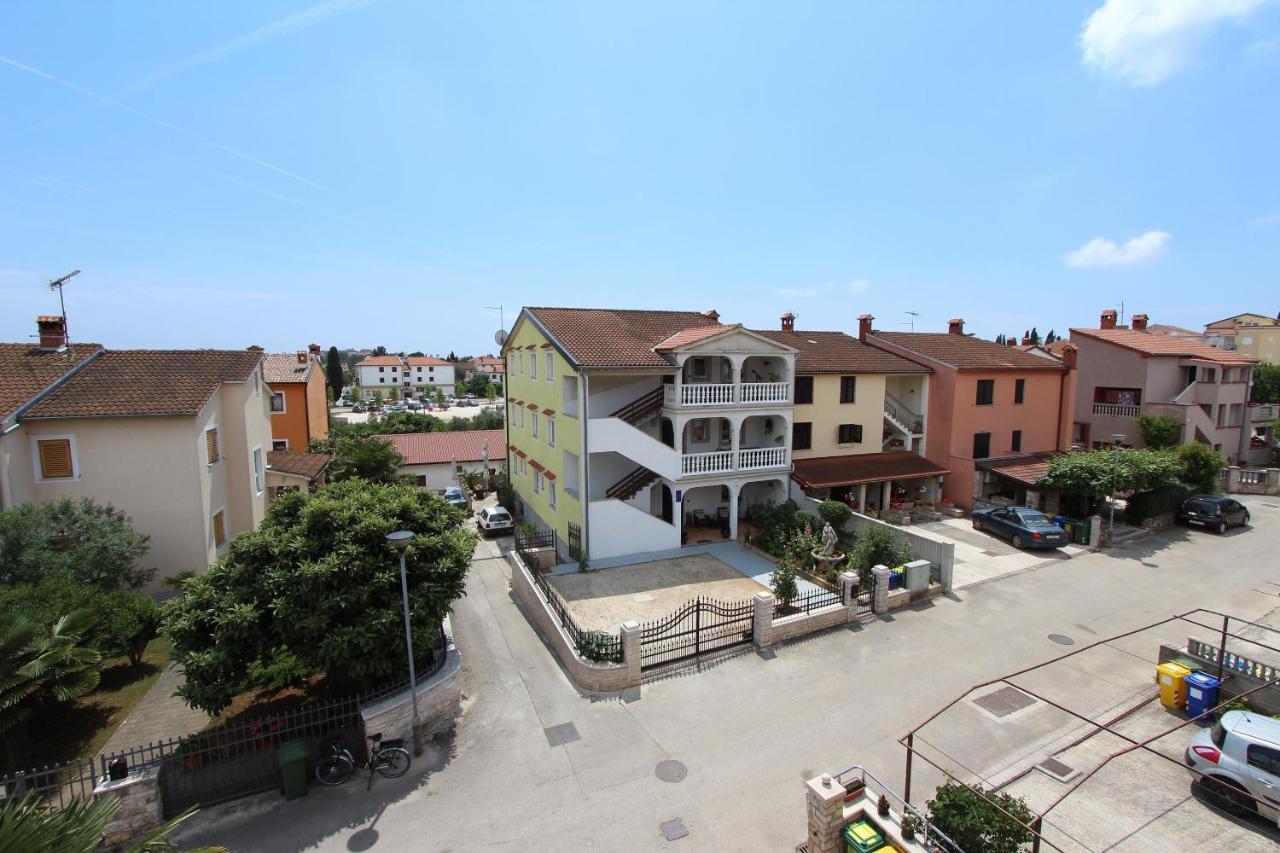 Room And Apartment Lea Rovinj Zimmer foto