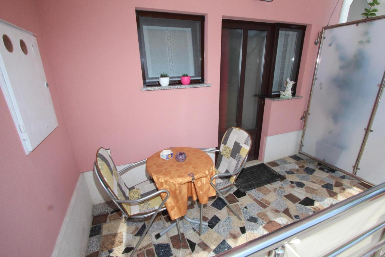 Room And Apartment Lea Rovinj Zimmer foto
